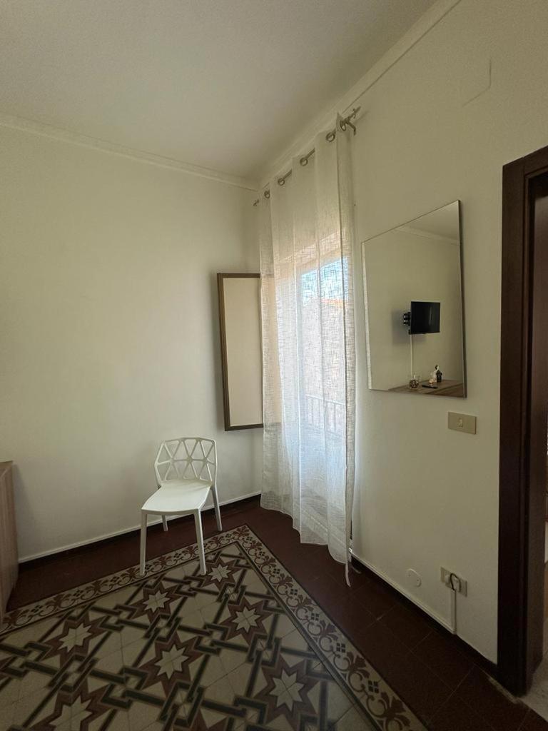 Elephant'S Rooms Catania Exterior photo